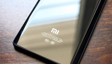 نسخه جهانی Xiaomi Mi Note 2 نیز عرضه می‌شود